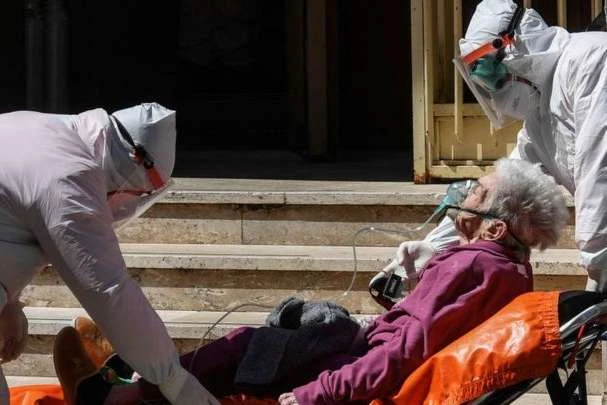 Кількість випадків коронавірусу в Росії перевищила 720 тисяч