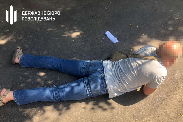 На Хмельниччині на хабарі затримали начальника Фіскальної служби