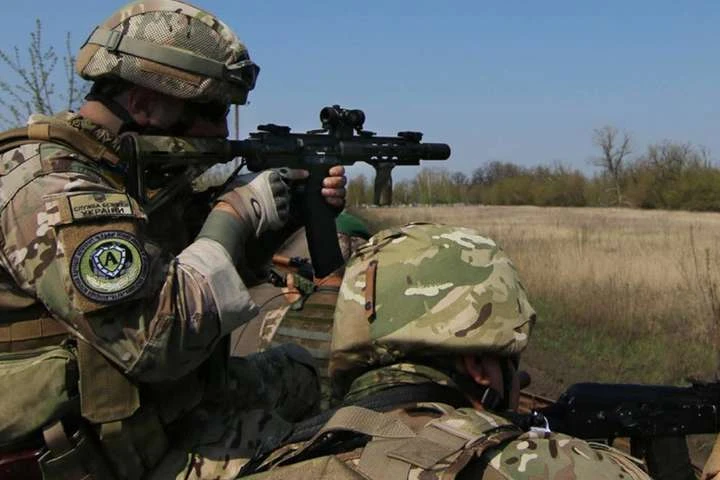 Російські окупанти п’ять разів порушили режим припинення вогню