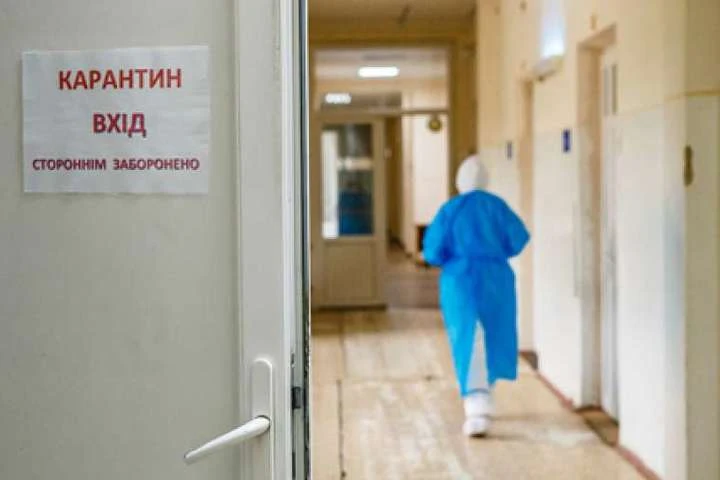 На Буковині згортають частину ліжок для хворих на коронавірус