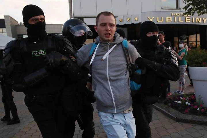 Влада Литви готова надати притулок опозиціонерам з Білорусі