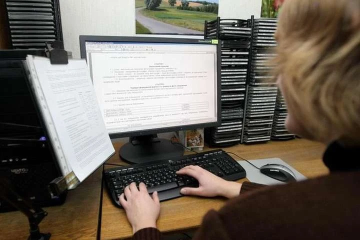 У Міносвіти розповіли про премії вчителям за дистанційну роботу