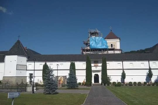 На Львівщині закрили Святоуспенівську лавру через коронавірус у монахів