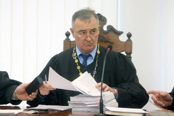 Суддю Київського апеляційного суду Глиняного звільнено за хабар у справі Богуслаєва
