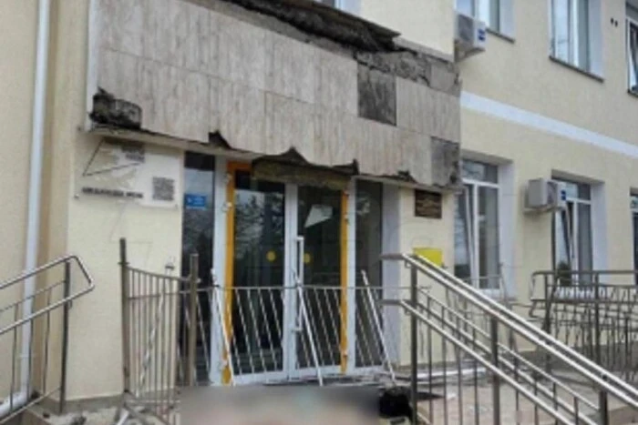 В окупованому Криму обвалився балкон із дітьми в школі, дев'ять постраждалих (відео)