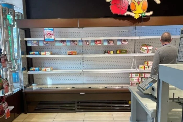 «Паски від Порошенка» б'ють рекорди. Товар розмели у перші хвилини роботи магазинів «Рошен»