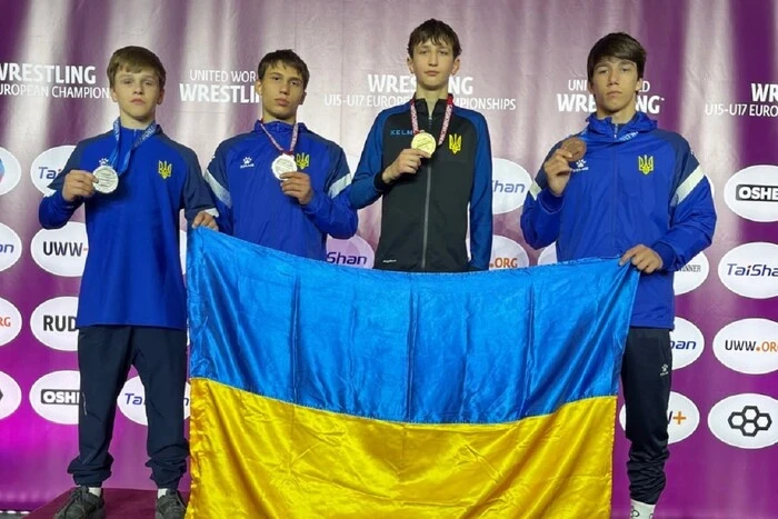 Українські борці вільного стилю здобули чотири медалі на чемпіонаті Європи U-17