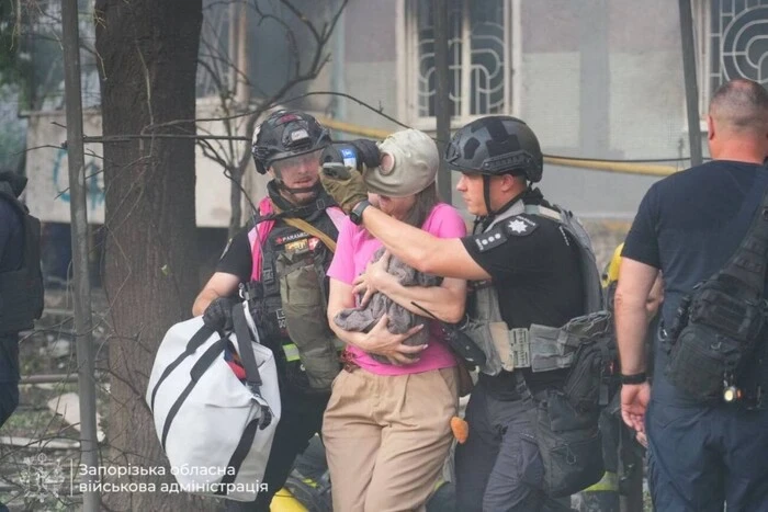 Ворог скинув бомби на Запоріжжя: є жертви