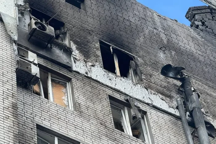 Росіяни знову атакували Дніпро: поранено дітей (фото, відео)
