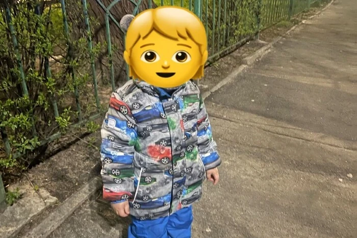 Маленький хлопчик самотньо блукав по Солом’янці: перехожі викликали поліцію