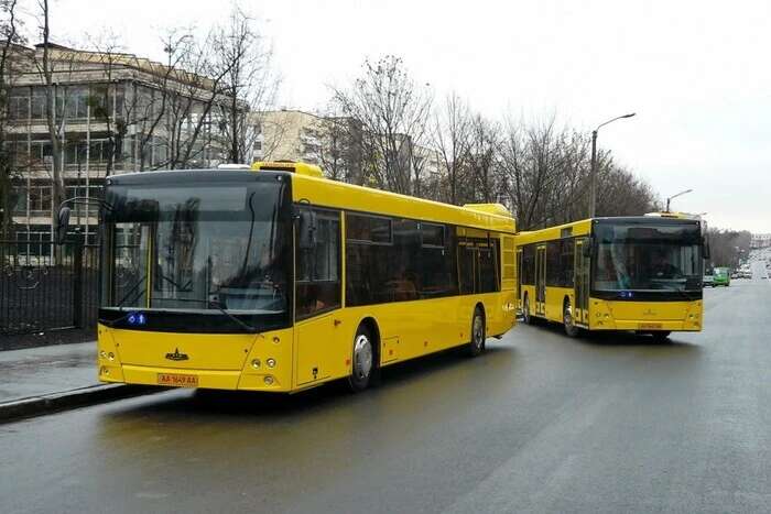 Відсьогодні у Святошинському районі курсує новий автобус: схема проїзду