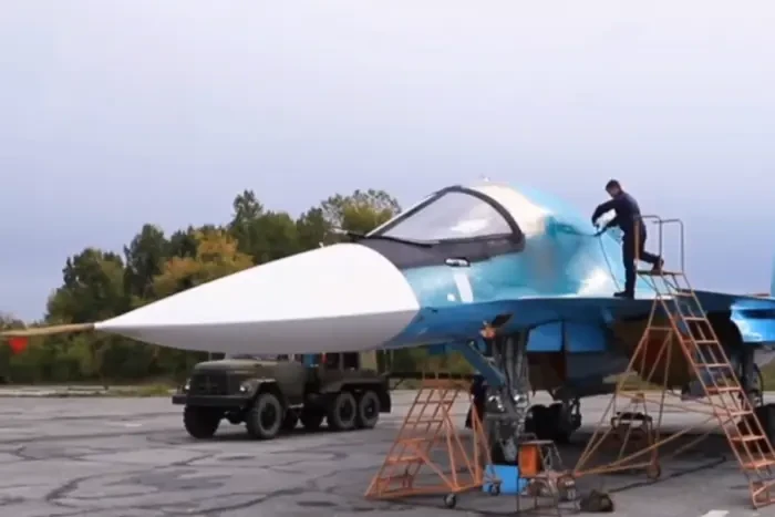 Російська армія отримала нову партію винищувачів-бомбардувальників Су-34