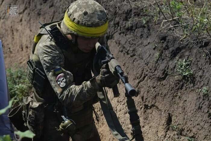 Противник уперся у Покровськ і Селидове. Огляд бойових дій