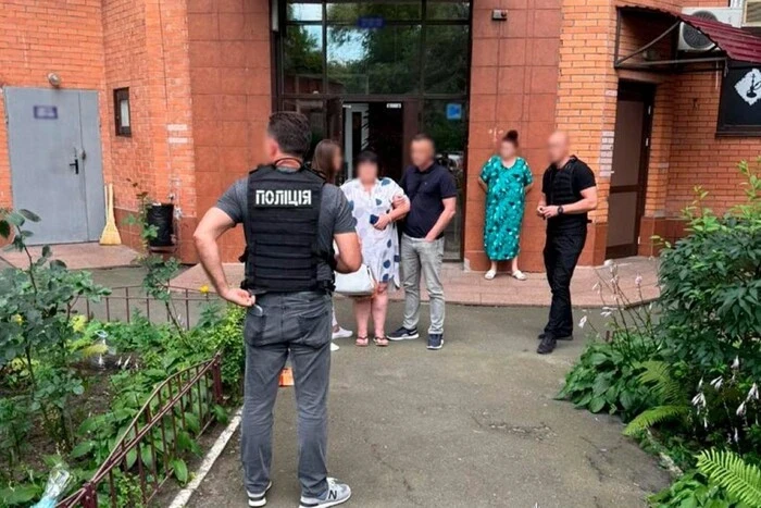Переоформлення інвалідності за $5 тис. Нацполіція викрила організаторку нелегального бізнесу