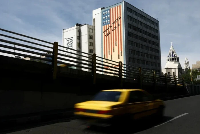Іран вестиме вічну війну з США та Ізраїлем. Аналіз CNN