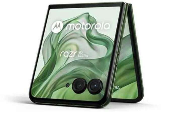 Motorola розробляє новий складаний смартфон Razr 50s