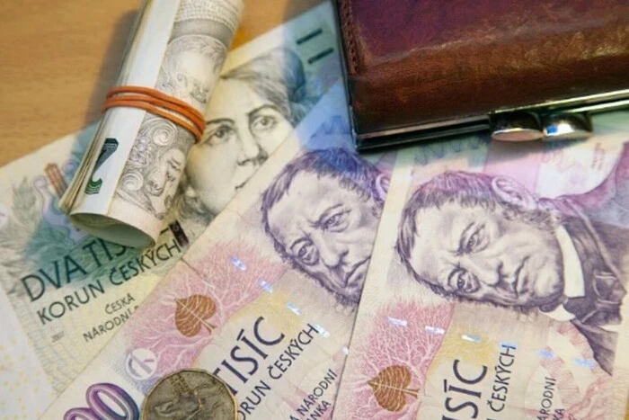 Зарплати в Чехії зросли на 7,8%: несподіваний стрибок здивував економістів
