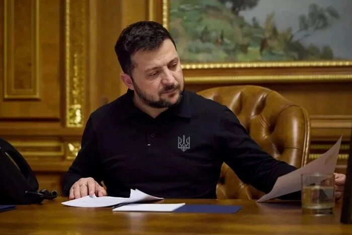 Зеленський відповів на петицію Терещенка щодо дерибану лісів та узбереж