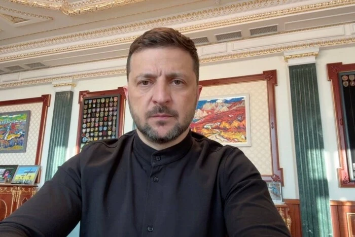 «Всюди тактика одна». Зеленський розповів про стратегію окупантів на фронті