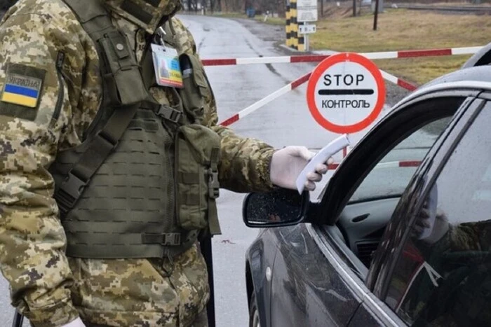 Стефанчук розповів, чому не випускає опозиційних нардепів за кордон