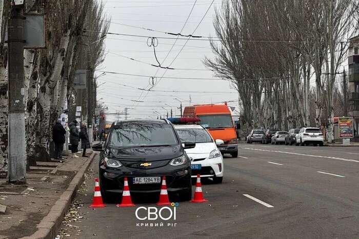 У Кривому Розі чоловік зачинився в машині, щоб не потрапити до ТЦК