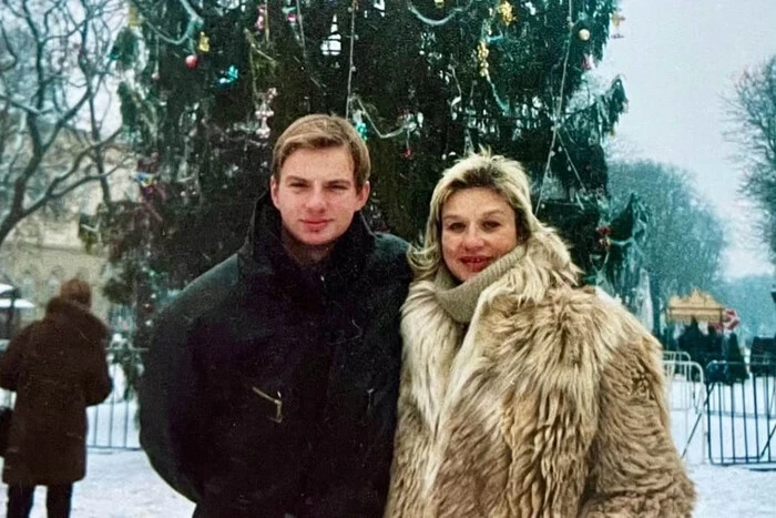 Слава Дьомін показав свою маму, яка підтримує Росію
