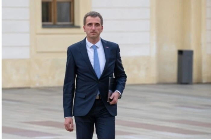 Масштабний блекаут у Чехії: міністр торгівлі оголосив причину