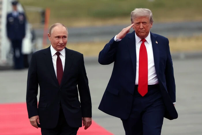 Поки Трамп крутить стару шарманку про угоду, Путін займається ескалацією