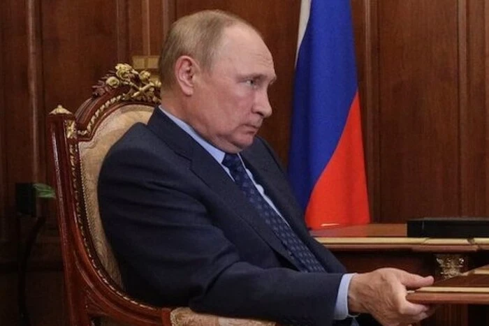 Спецтрибунал у Гаазі судитиме Путіна лише за однієї умови – Euronews