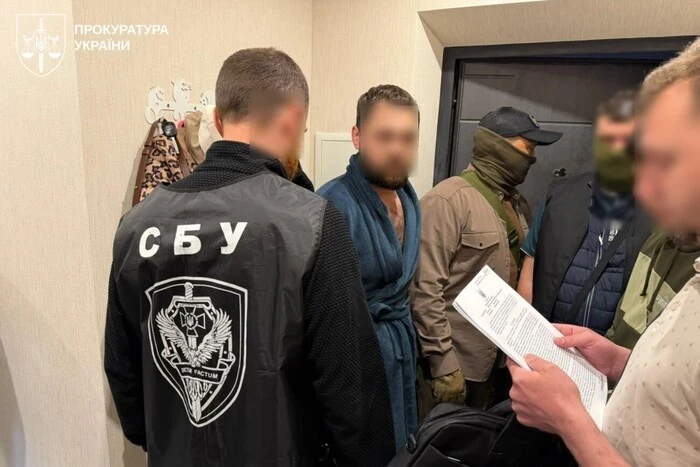 $700 тис. на незаконному виїзді чоловіків за кордон. На Буковині викрито схему