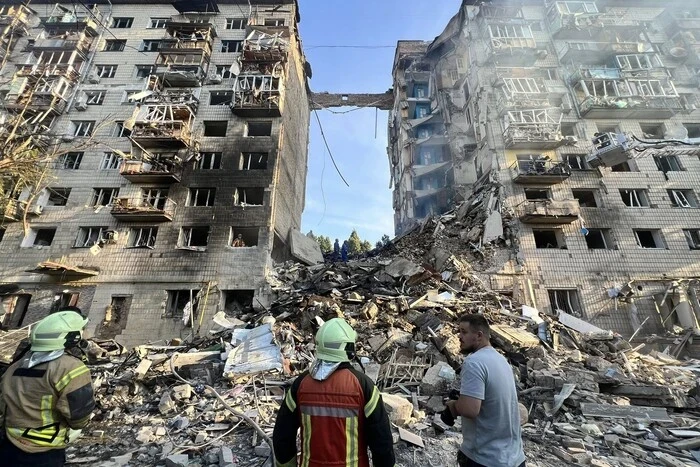 У Києві розгорнуто штаби для допомоги постраждалим від обстрілів: адреси
