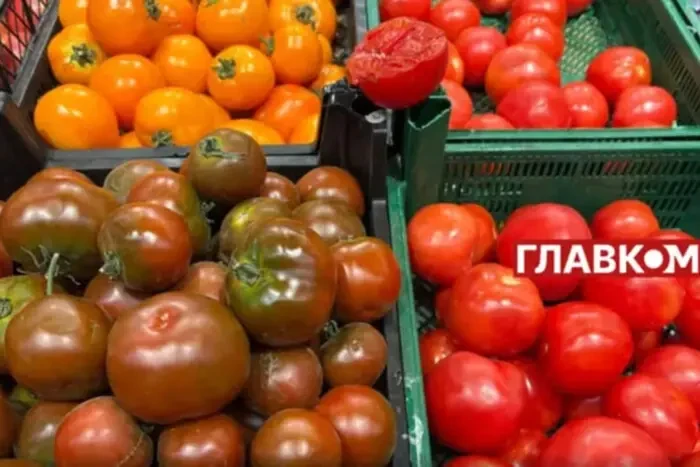 В Україні дешевшають помідори: ціни та причина