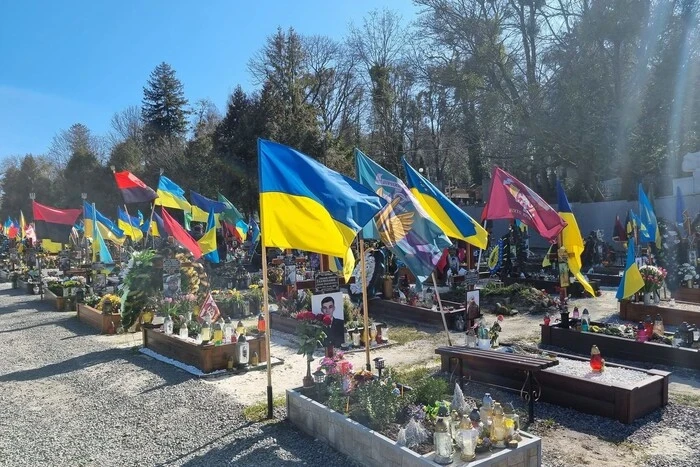 Громадянка Росії отримала 15 мільйонів гривень від Міноборони України, бо її чоловік загинув на війні