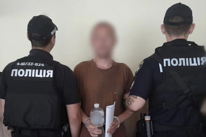 У Фастівському районі чоловік торгував гранатами та вогнепальною зброєю