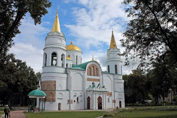 Скільки парафій Московської церкви перейшли до ПЦУ? Чернігівщина пасе задніх