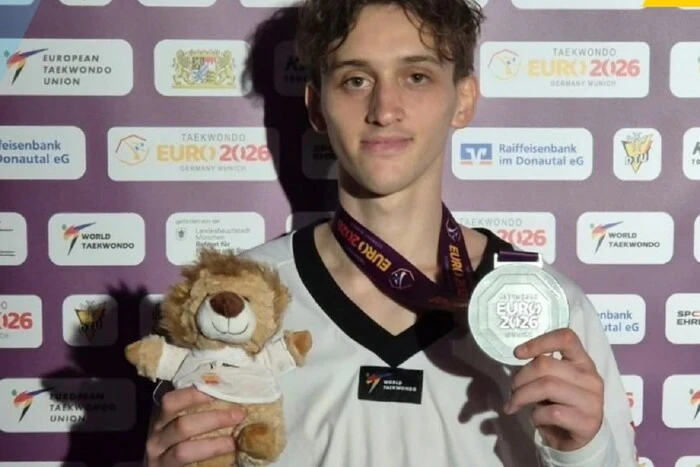 Тхеквондист Бистров став срібним призером Чемпіонату Європи