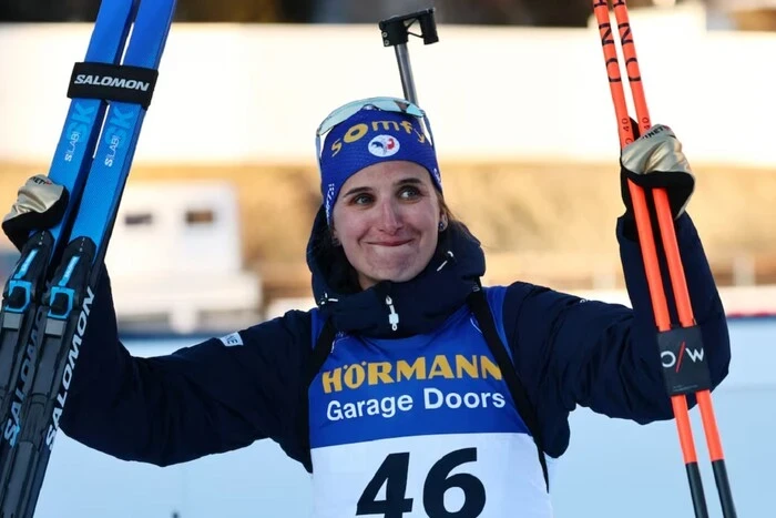 Суд визнав десятиразову чемпіонку світу з біатлону Сімон винною у справі про шахрайство