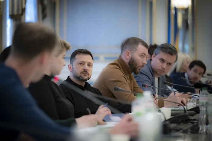 «Угода про корисні копалини». Зеленський розповів, що росіяни пропонують США