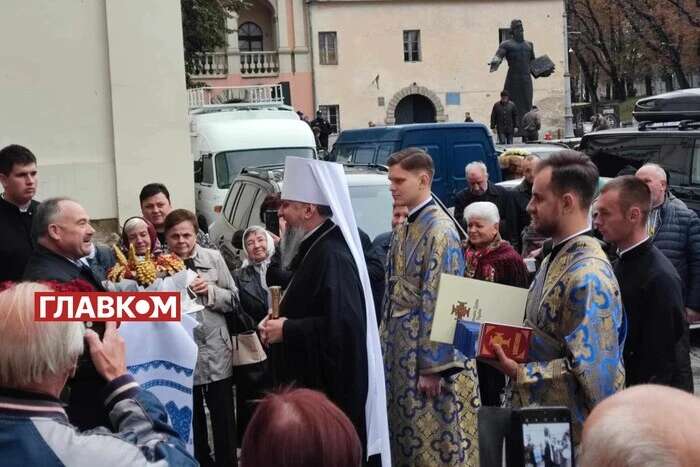 До греко-католицької столиці України прибув предстоятель Православної церкви