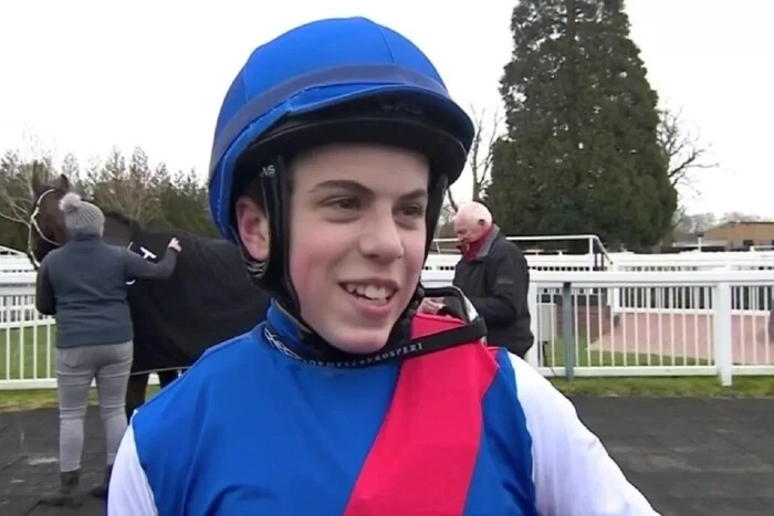 Пішов з життя 19-річний британський вершник