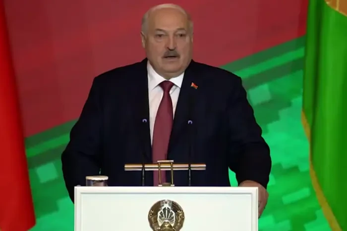 Путін розмістить «Орєшнік» поближче до Києва. Лукашенко повідомив деталі
