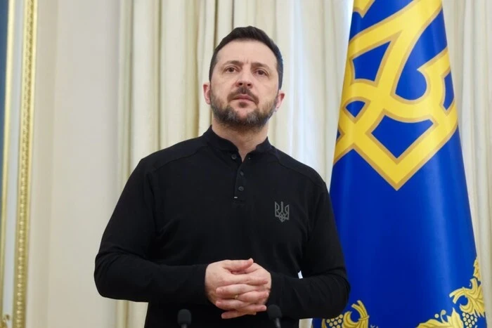 Зеленський заявив, що Україна готова купити зброю у США