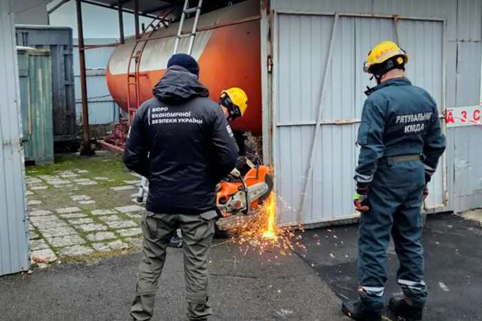 Бюро економічної безпеки прикрило у Києві АЗС, яка працювала без необхідних дозволів