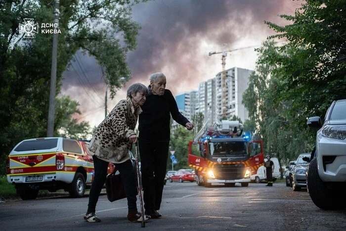 Міндовкілля підтвердило високий рівень забруднення повітря після обстрілу РФ