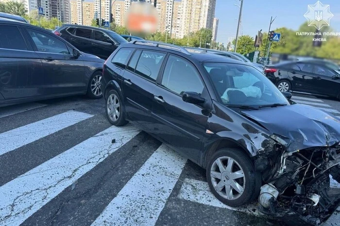 На перехресті Здолбунівської та Григоренка сталася ДТП, рух транспорту ускладнений