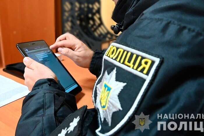 У Києві підлітки побилися напарковці біля торгового центру, за справу взялася поліція