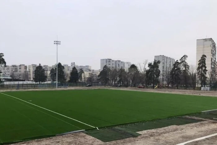 Ремонт стадіону у Дарницькому районі. Столична прокуратура подала позов проти підрядника