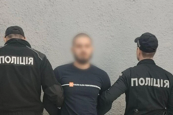 У Хусті водій атакував перцевим балончиком вагітну жінку