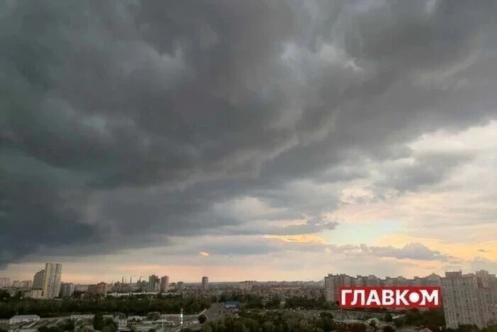 Негода у Києві та області: Укргідрометцентр попередив про небезпеку