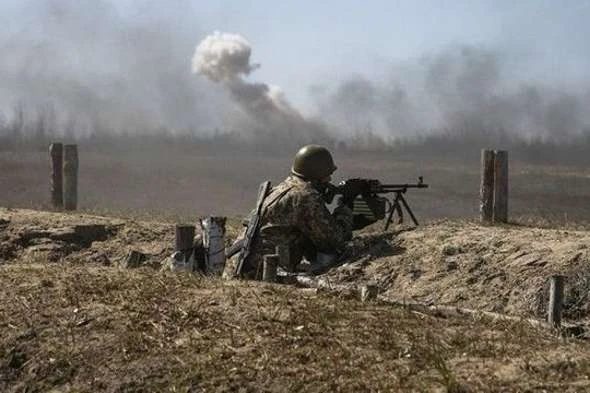 Біля Водяного окупанти гатили із гранатомета і стрілецької зброї